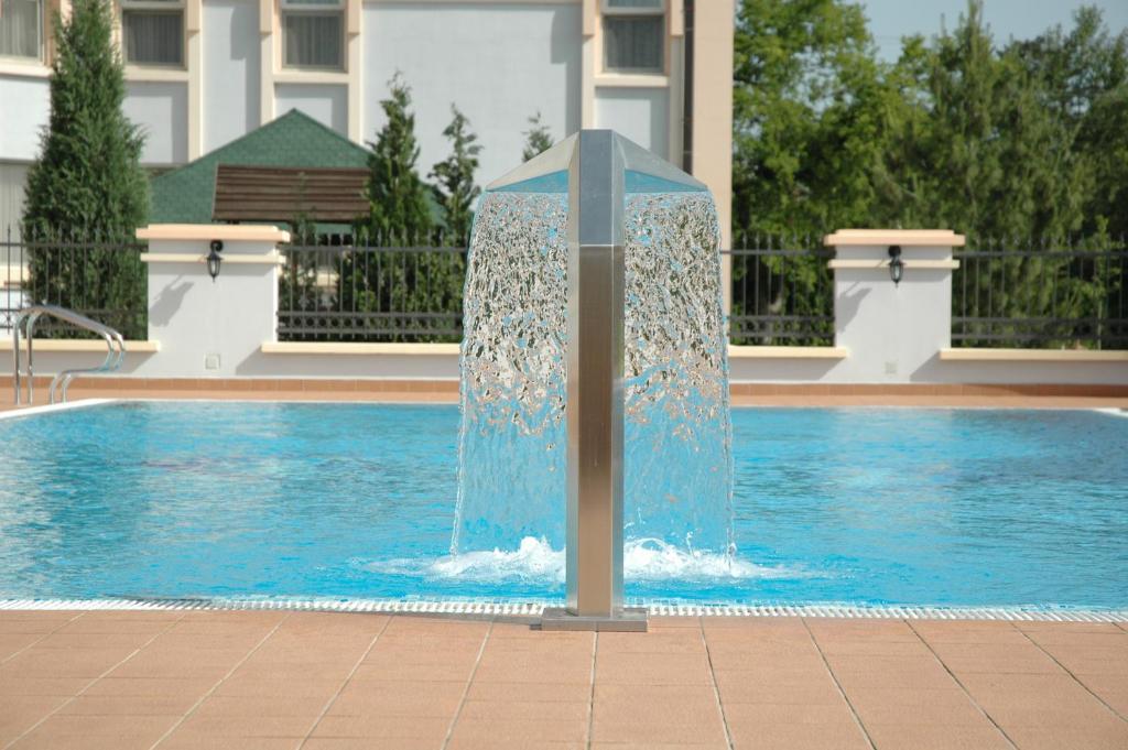 Hotel Prezident Палич Экстерьер фото
