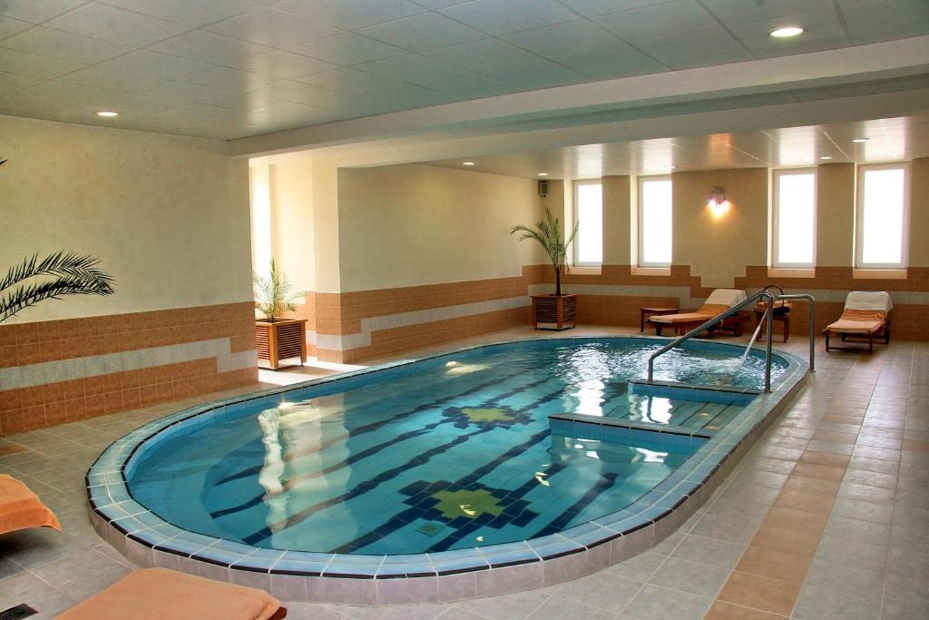 Hotel Prezident Палич Экстерьер фото