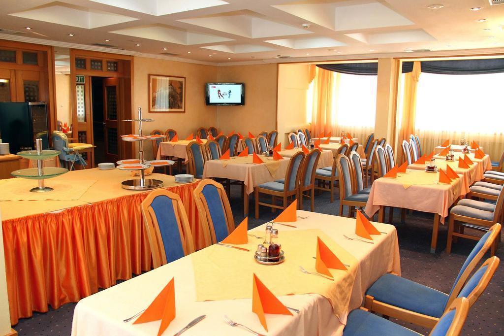 Hotel Prezident Палич Экстерьер фото
