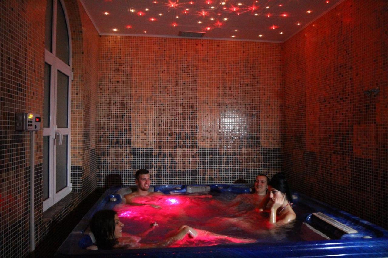 Hotel Prezident Палич Экстерьер фото